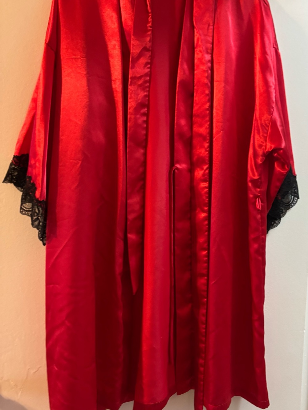 LINEA DONATELLA Red & Black Satin Luxury Robe Size L/XL